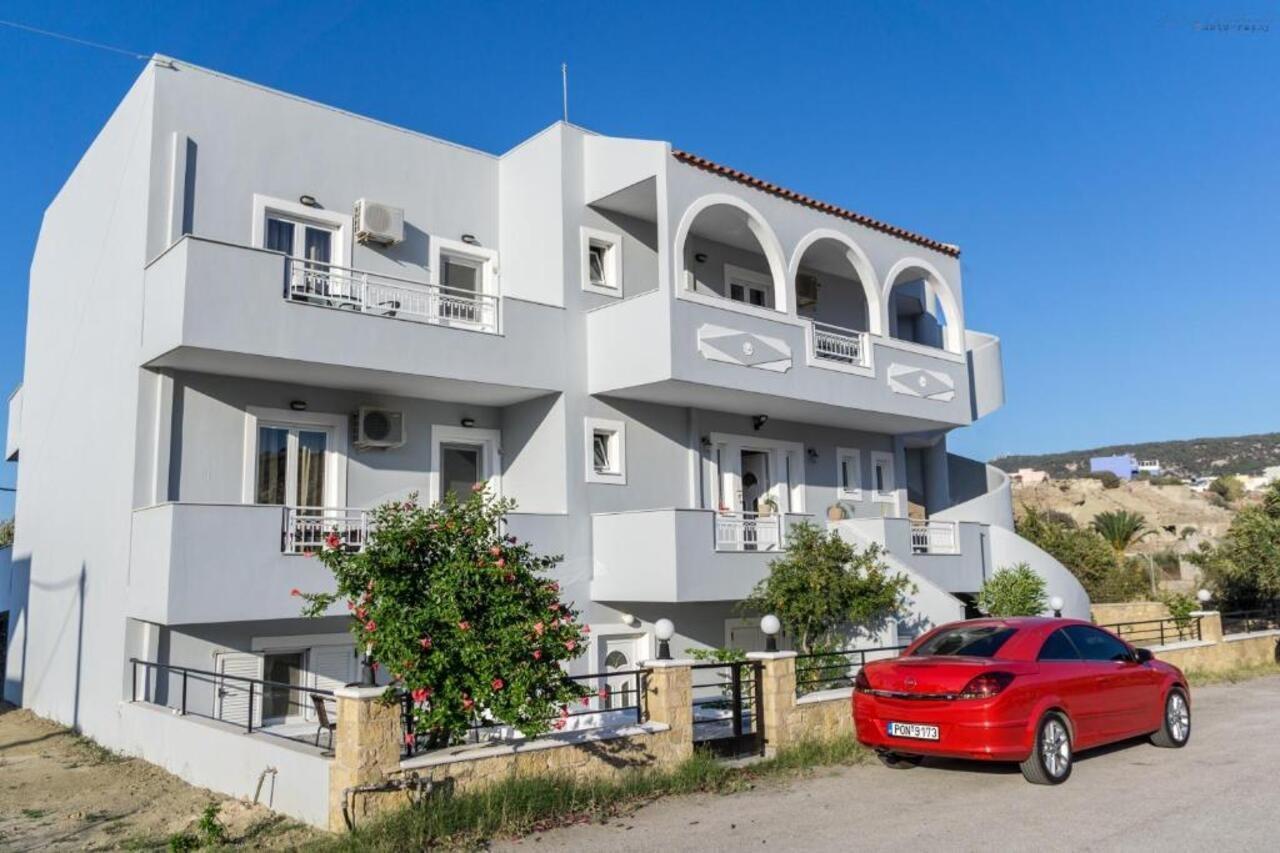 Sotirios Apartments Karpathos Exteriör bild