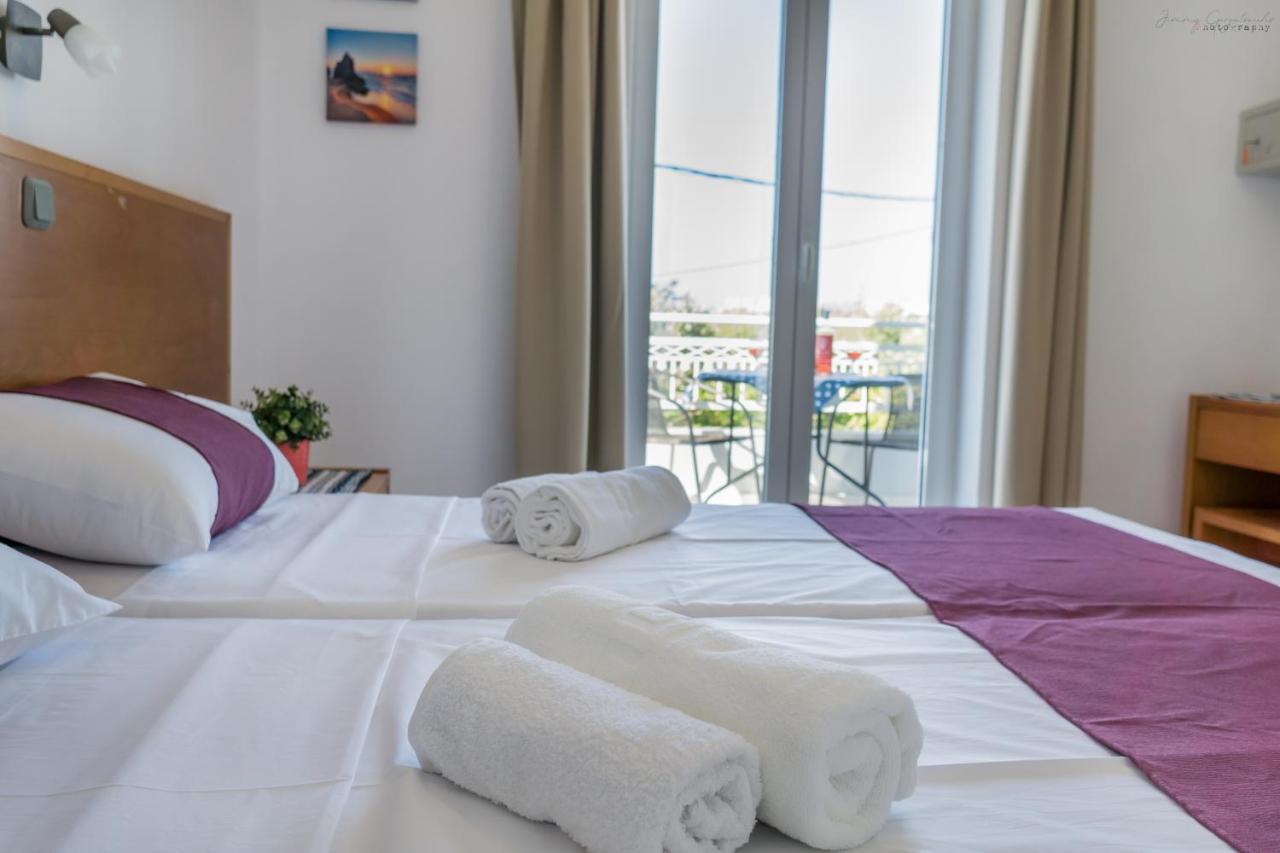 Sotirios Apartments Karpathos Exteriör bild