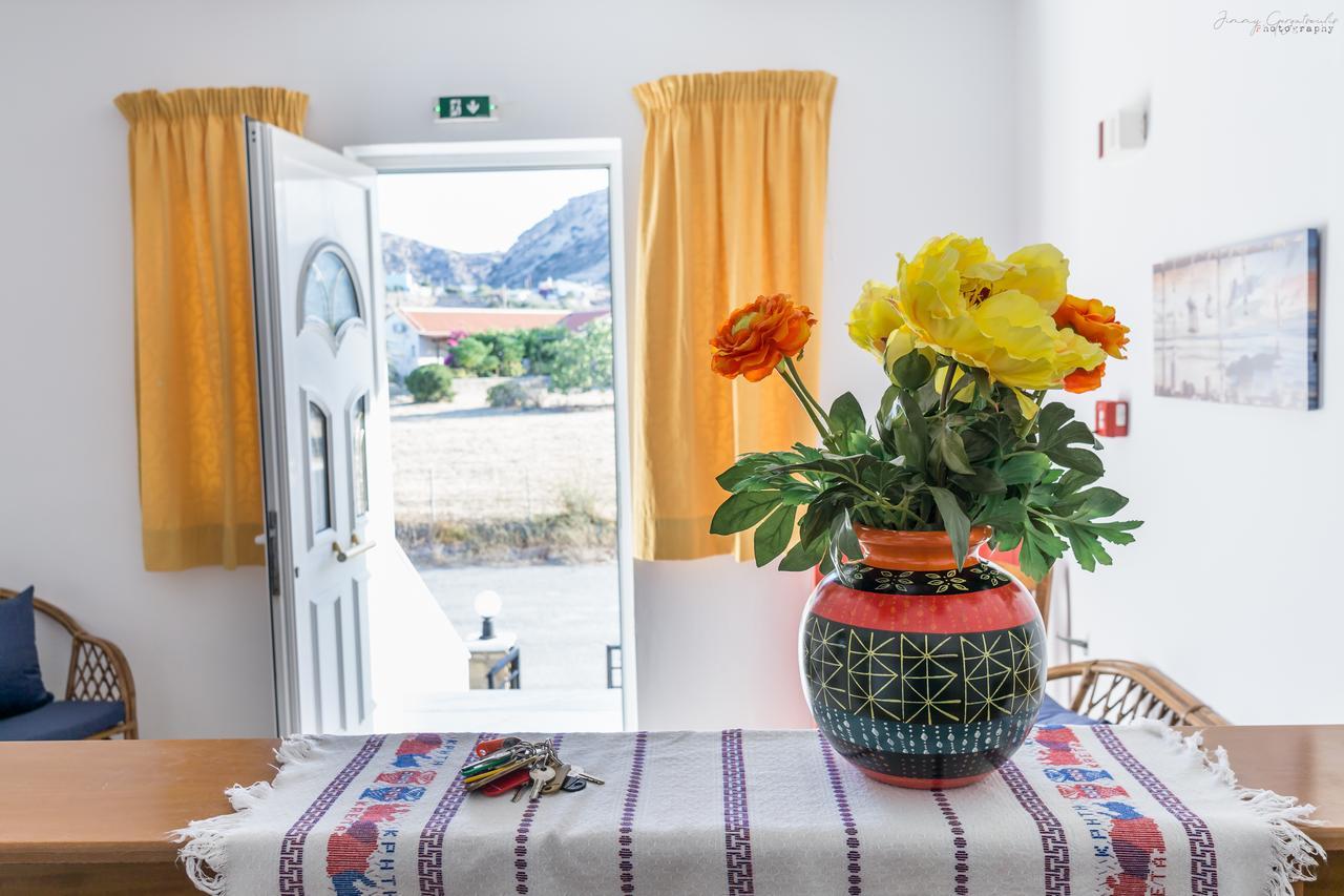 Sotirios Apartments Karpathos Exteriör bild